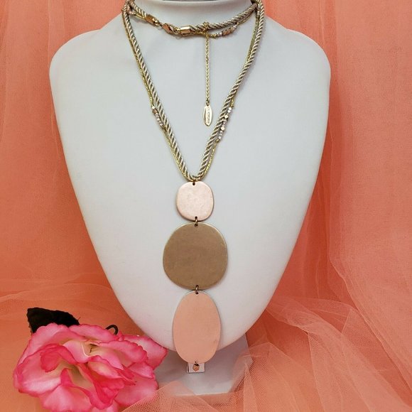 St. Thomas Gold Rope Necklace With Gold Tone Pendant - Picture 1 of 12